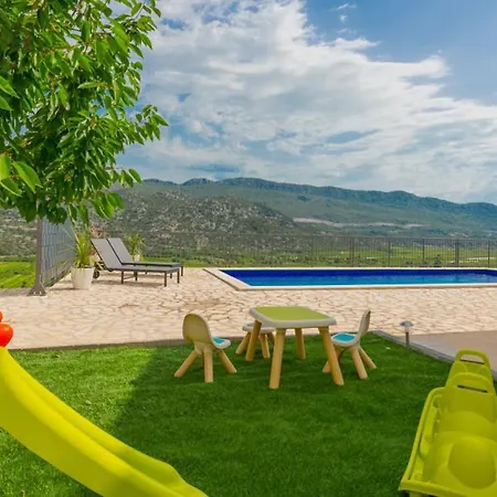 Vila Vega - Makarska By Guide *